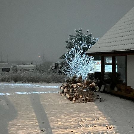 Wygodny Murowany Domek- Nowy Dabki Luaran gambar