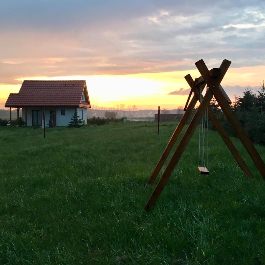 Wygodny Murowany Domek- Nowy Dabki Luaran gambar