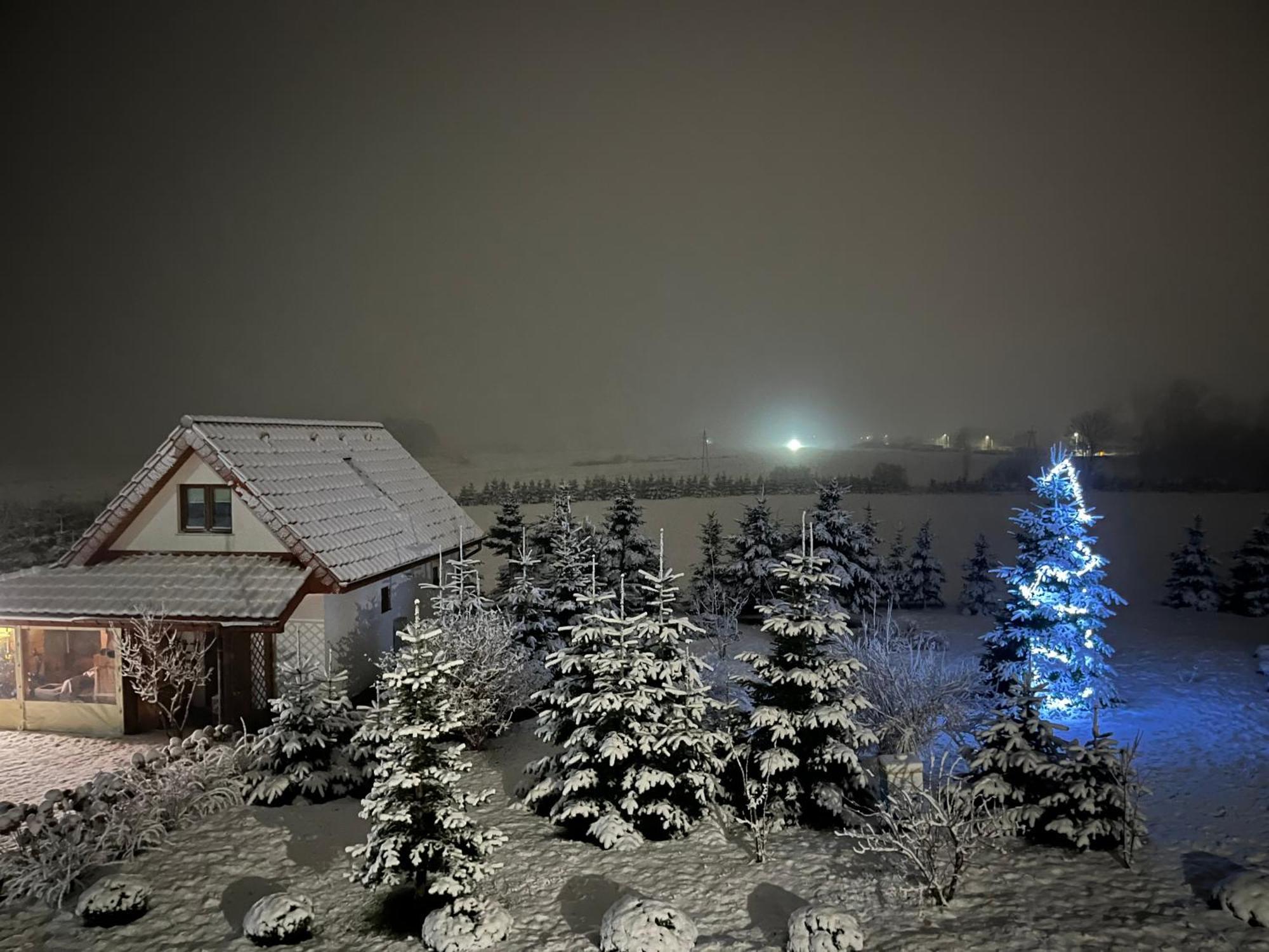 Wygodny Murowany Domek- Nowy Dabki Luaran gambar